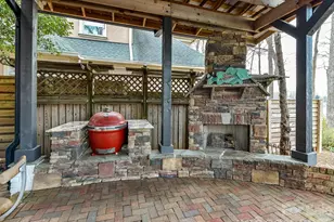 5401 Mountain Point Ln, Charlotte, NC 28216 - Photo 38