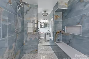 5401 Mountain Point Ln, Charlotte, NC 28216 - Photo 26