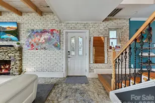 5401 Mountain Point Ln, Charlotte, NC 28216 - Photo 6