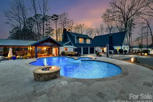 5401 Mountain Point Ln, Charlotte, NC 28216 - Photo 1
