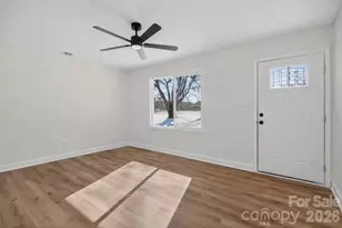 339 S Eastway Dr, Troutman, NC 28166 - Photo 6