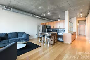 505 E 6th St, Charlotte, NC 28202 - Photo 8