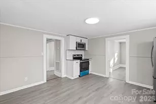 2217 Old Shelby Rd, Hickory, NC 28602 - Photo 12