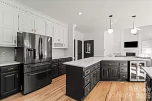 11917 Shady Oak Ct, Mint Hill, NC 28227 - Photo 8