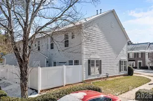 12353 Jessica Pl, Charlotte, NC 28269 - Photo 38