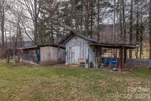 1496 Allens Creek Rd, Waynesville, NC 28786 - Photo 18