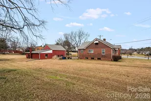 1001 W Clemmonsville Rd, Winston Salem, NC 27127 - Photo 30