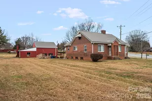 1001 W Clemmonsville Rd, Winston Salem, NC 27127 - Photo 4