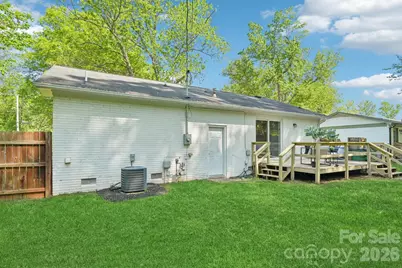 3000 Dunlavin Way, Charlotte, NC 28205 - Photo 32