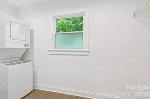 3000 Dunlavin Way, Charlotte, NC 28205 - Photo 24