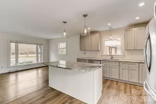 3000 Dunlavin Way, Charlotte, NC 28205 - Photo 8