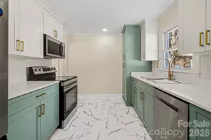 416 Old Mountain Rd, Statesville, NC 28677 - Photo 2