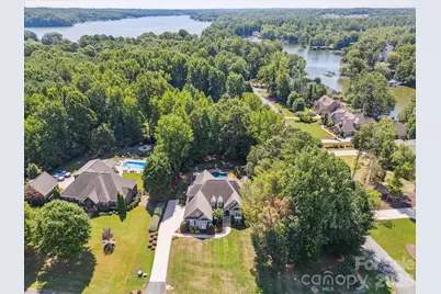 506 Little Cove Lane, Lake Wylie, SC 29710 - Photo 4