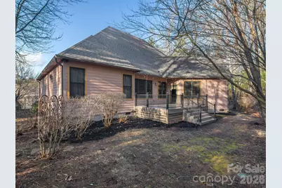 86 Oak Hollow Drive, Asheville, NC 28805 - Photo 4