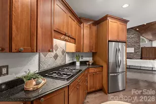 86 Oak Hollow Dr, Asheville, NC 28805 - Photo 6