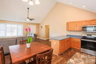 2151 Dean Ln, Lincolnton, NC 28092 - Photo 14