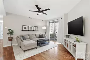 718 W Trade St, Charlotte, NC 28202 - Photo 2