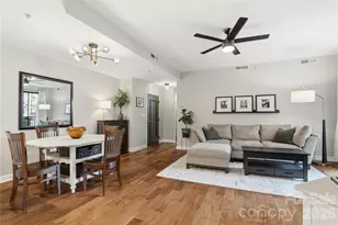 718 W Trade St, Charlotte, NC 28202 - Photo 4