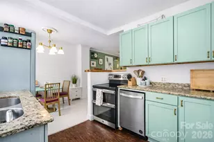 4232 Randolph Rd, Charlotte, NC 28211 - Photo 4