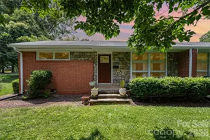 4232 Randolph Rd, Charlotte, NC 28211 - Photo 2