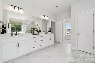 112 Coronado Ave, Matthews, NC 28104 - Photo 8