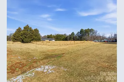 5822 Oakridge Road, Clover, SC 29710 - Photo 4