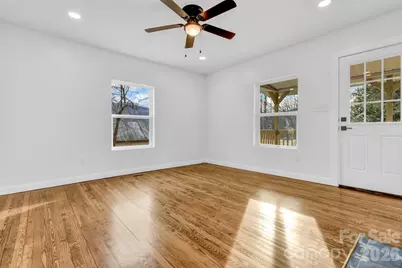 246 Marion Street, Marion, NC 28752 - Photo 16