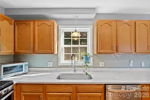 263 S Pinnacle Dr, Burnsville, NC 28714 - Photo 14