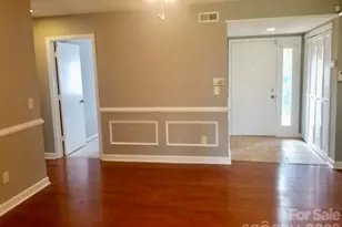 11027 Harrowfield Rd, Charlotte, NC 28226 - Photo 4