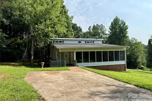 229 Riverhills Dr, Forest City, NC 28043 - Photo 1