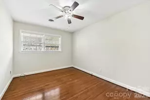 1334 Briar Creek Rd, Charlotte, NC 28205 - Photo 12