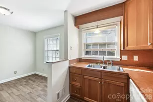 1334 Briar Creek Rd, Charlotte, NC 28205 - Photo 8