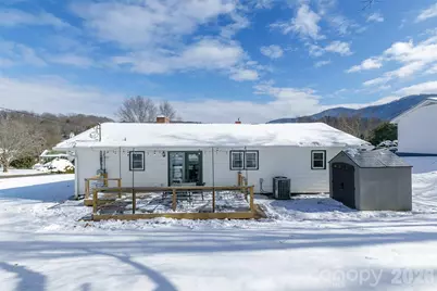 110 Shelton Street, Waynesville, NC 28786 - Photo 4