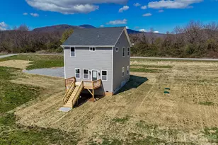 497 Waters Rd, Hendersonville, NC 28792 - Photo 4