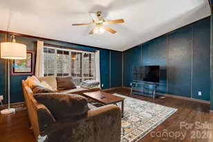 106 Avian Ct, Brevard, NC 28712 - Photo 12