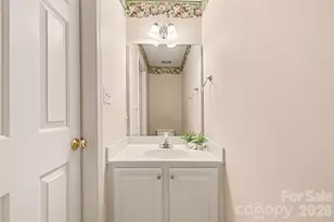 6619 Loblolly Cir, Waxhaw, NC 28173 - Photo 18