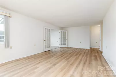 228 Dartcrest Drive, Hendersonville, NC 28792 - Photo 8