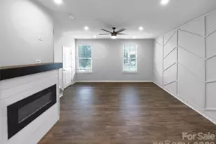 10632 Overlook Mountain Dr, Charlotte, NC 28216 - Photo 6