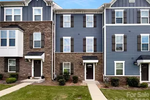 10632 Overlook Mountain Dr, Charlotte, NC 28216 - Photo 1