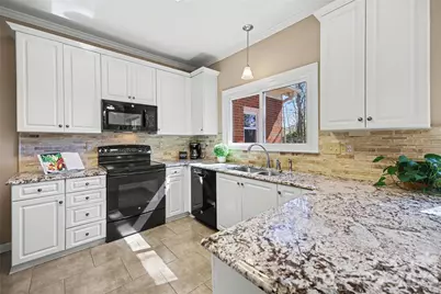 10825 Megwood Drive, Charlotte, NC 28277 - Photo 10