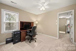 10825 Megwood Dr, Charlotte, NC 28277 - Photo 28