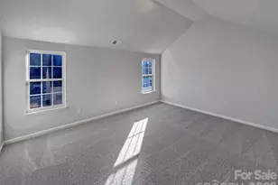 4022 Cindy Woods Ln, Charlotte, NC 28216 - Photo 10