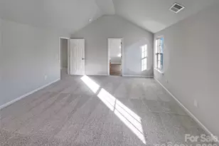 4022 Cindy Woods Ln, Charlotte, NC 28216 - Photo 12