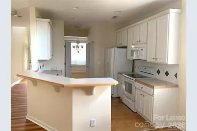 9110 Scarcliff Lane, Charlotte, NC 28277 - Photo 10