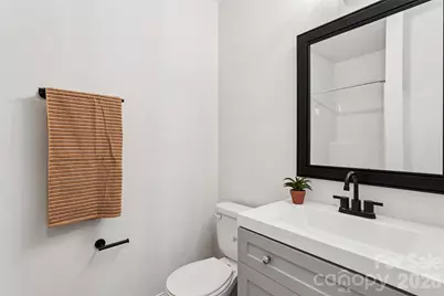 1620 Arlyn Circle #B, Charlotte, NC 28213 - Photo 16