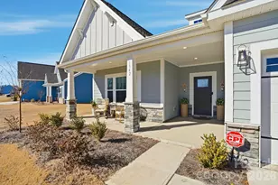 1342 Links Crossing Dr, Monroe, NC 28112 - Photo 2