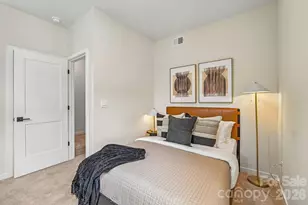 806 Hammers Ln, Charlotte, NC 28205 - Photo 26