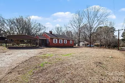 1048 Old Thompson Avenue, Lancaster, SC 29720 - Photo 2