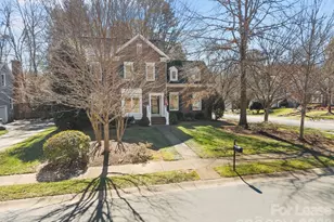 100 Martin St, Davidson, NC 28036 - Photo 2