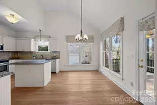 100 Martin St, Davidson, NC 28036 - Photo 24